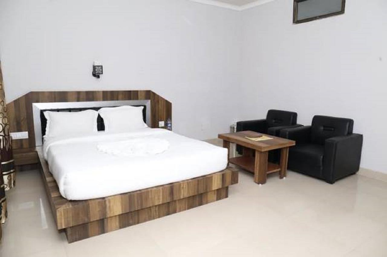 Hotel Europa Inn Dimapur Экстерьер фото